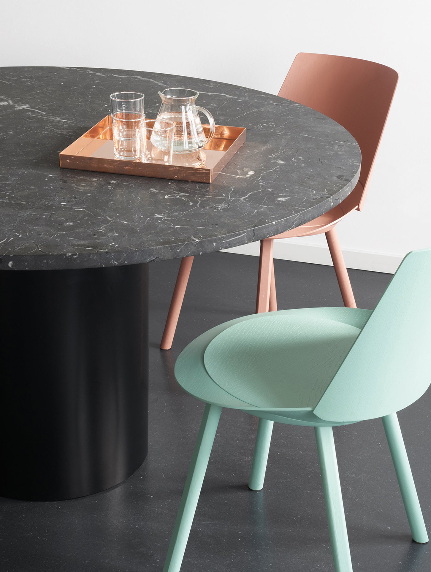 CH04 Houdini Chair by e15 