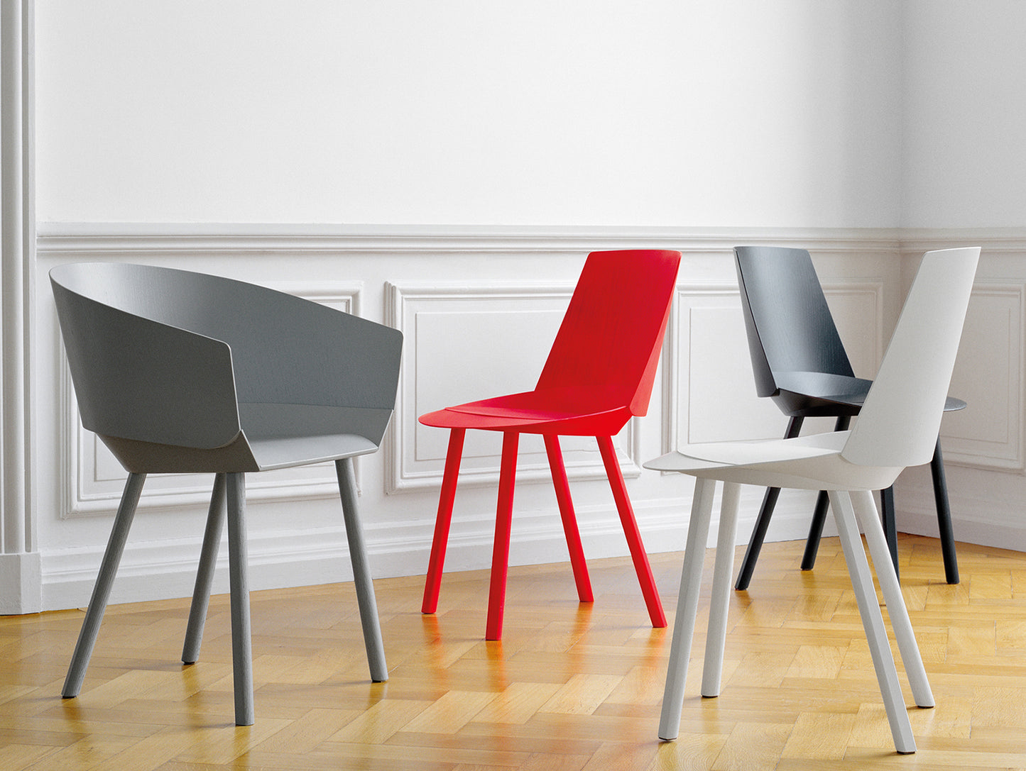 CH04 Houdini Chair by e15 