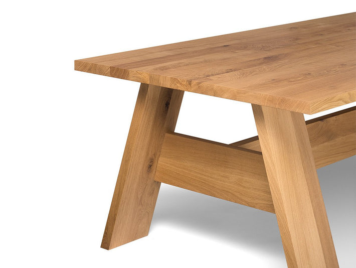 Fayland Table