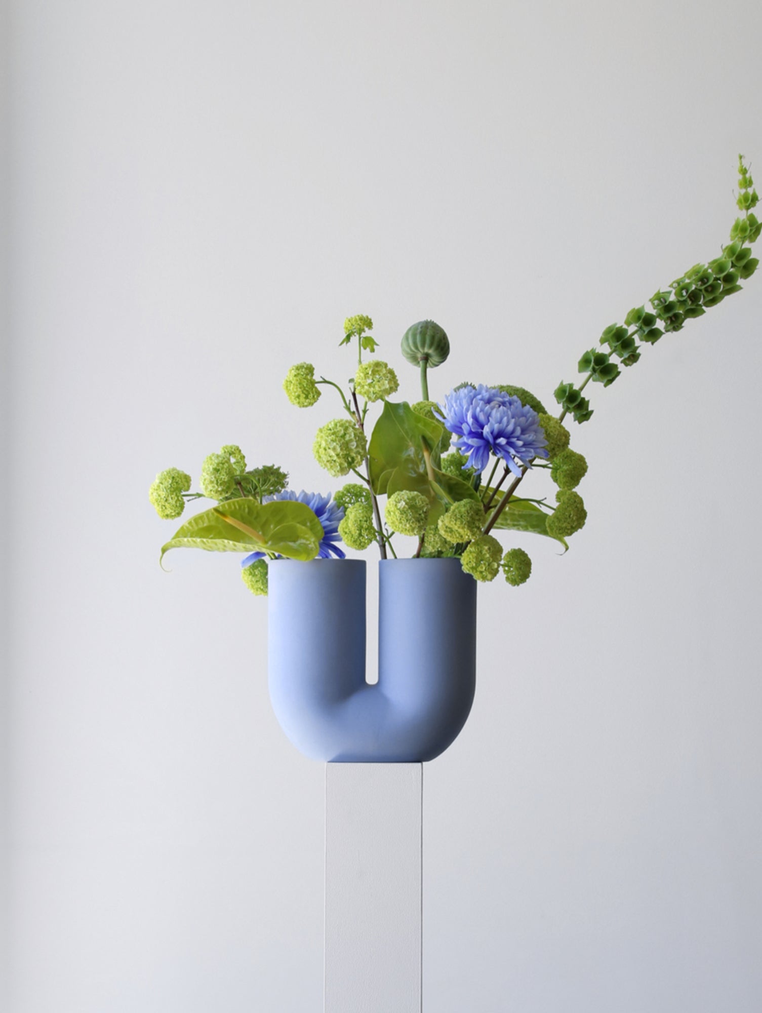 Kink Vase by Muuto